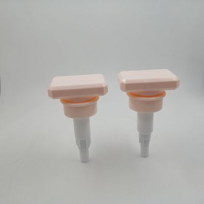 Diverso dispensador cosmético de la bomba del volumen 33/410 rosa claro para el cuarto de baño