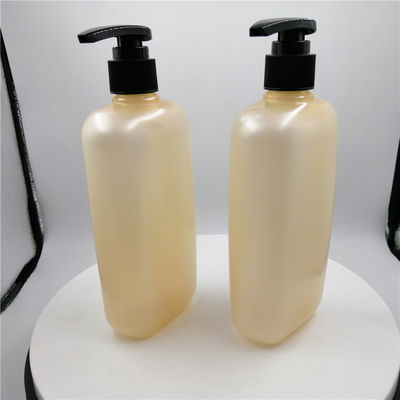 El dispensador plástico blanco del color 500ml embotella con la bomba 24/410